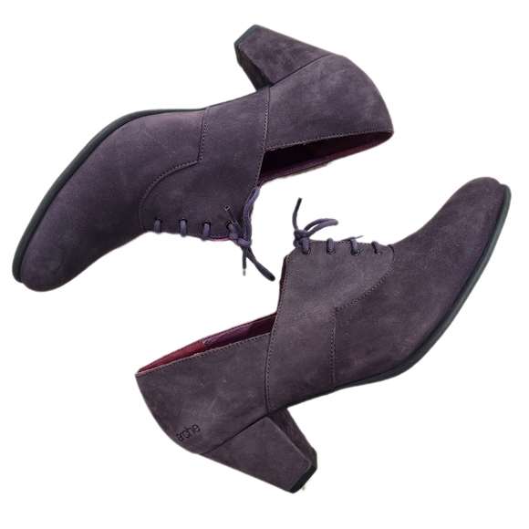 Vintage 379gap Arche LN Suede Leather Heeled Booties, Plum, US Womens 10, EUR 42 - Picture 2 of 7